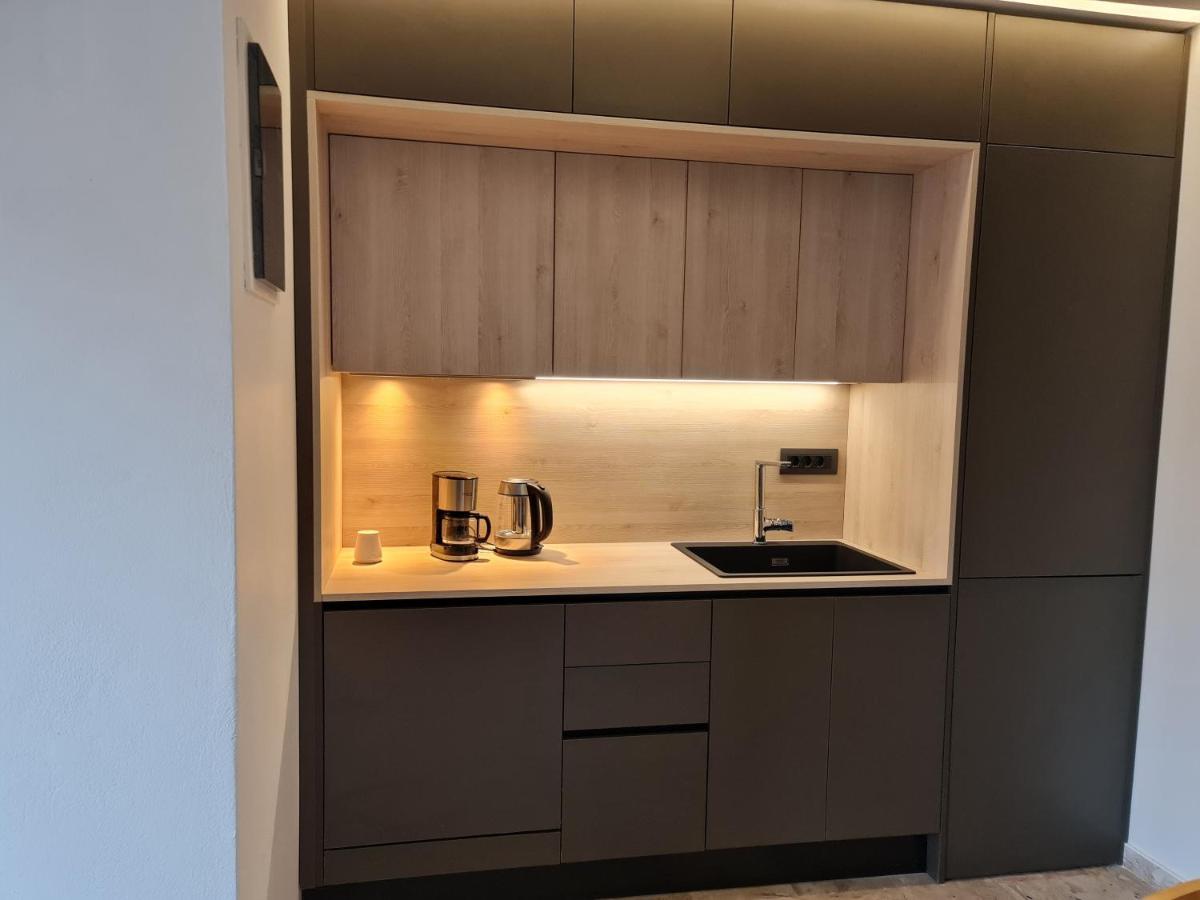 Sarri Appartments Αμουδάρα